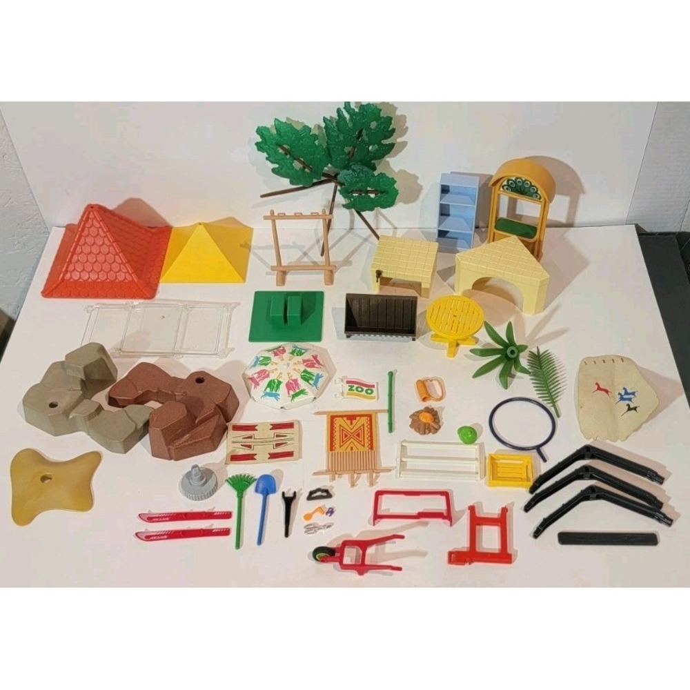 Playmobil Pieces Zoo, Western, Buildings, Trees Stumps Clear Tools 50+ Mixed Lot